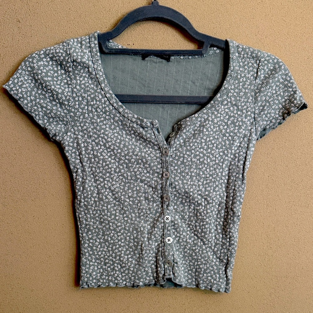 Brandy Melville Green Floral Button-Down Shirt